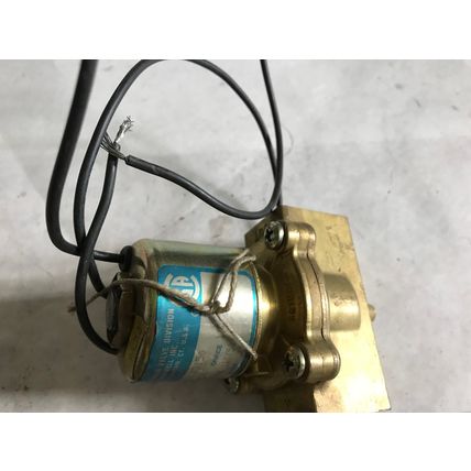 NEW HONEYWELL LC2LA3150 SOLENOID VALVE ORIFICE 3/8" NPT,WATTS,SKINNER VALVE,ES