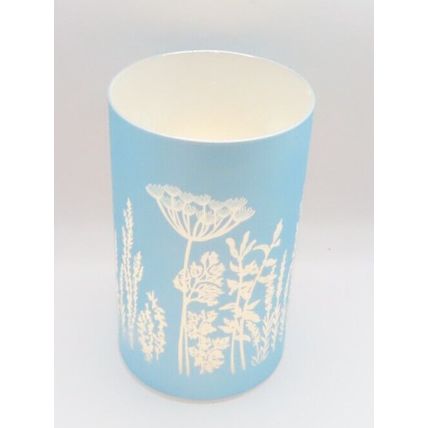 White Floral LED Lamp Small Blue Background Glass 14.5 CM Gift Home Decor Light