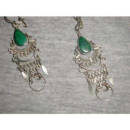 Fabulous delicate vintage Peruvian dark green turquoise wire cascade earrings