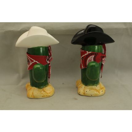 Vintage Gift Inc Black White Cowboy Hat Cactus Saguaro Salt & Pepper Shakers