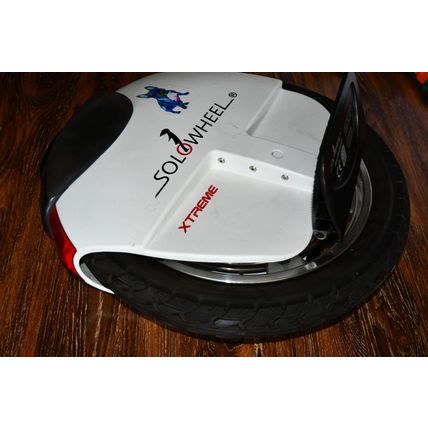 Original Solowheel Xtreme by Inventist Electric Unicycle Black/White As Is 515c3