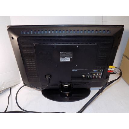 Dynex 22 In 720p LCD TV HDTV (DX22L150A11) With PC Input Includes Remote