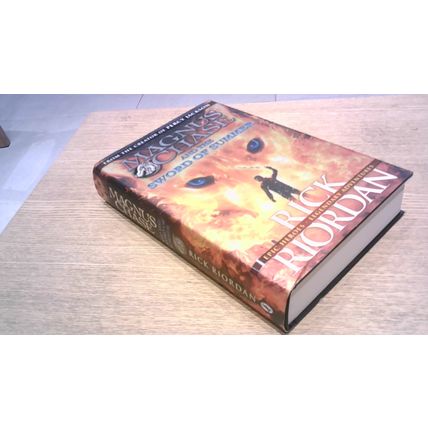 Magnus Chase and the Sword of Summer. Rick Riordan (First Edition Hardback) 2015