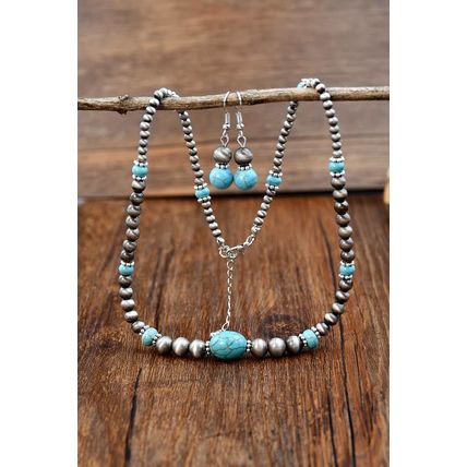 Silvery Western Turquoise Beaded Necklace and Earring Set