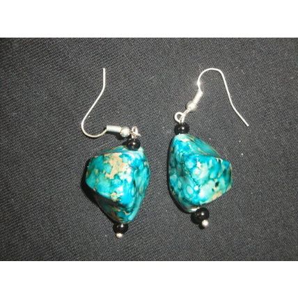 Lightweight manmade freeform turquoise green agate look earring