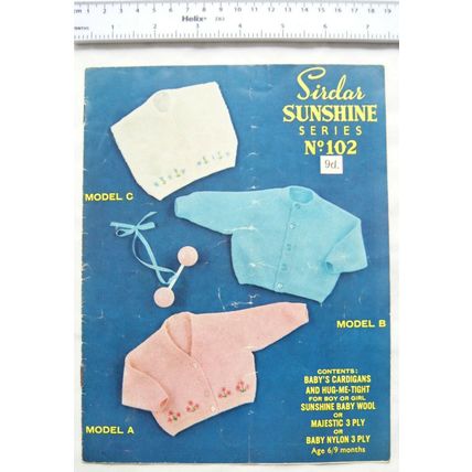 Vintage: Sirdar 102 baby's cardigans & hug-me-tight, baby wool or 3 ply