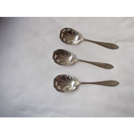 SPOONS /DESSERT SPOONS X 3 (11/01)