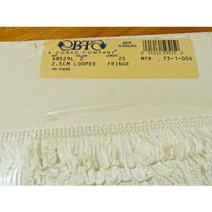 Looped Fringe Trim 2.5cm white 25 metres BT Conso Company