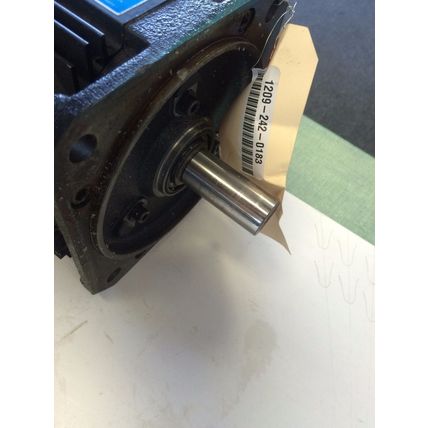 TOYODA 20BM090BXDT0,SERVO MOTOR,SANYO DENKI R12A831802,SHAFT DIA. 7/8",CK
