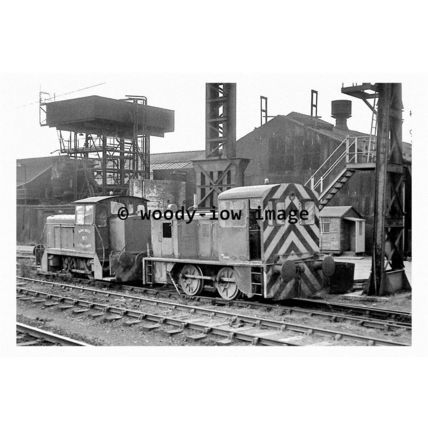 pu0106 - Engine at Brown Bayley Steel Works , Tinsley , Yorks - print 6x4