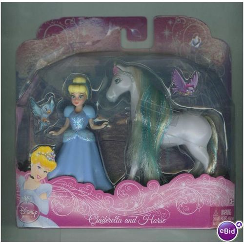 2009 Mattel Disney Princess Cinderella & Horse Mint on Card
