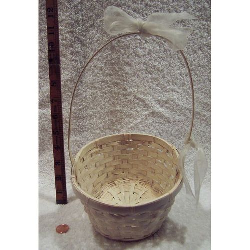 1970's Vintage Easter Egg Collecting Wicker Basket (B) (Pre-Owned) +Bonus!