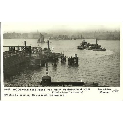 WOOLWICH FREE FERRY Postcard (Pamlin M641)