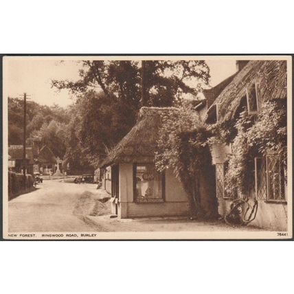 Ringwood Road, Burley, New Forest, Hampshire, c.1930s - Photochrom Postcard