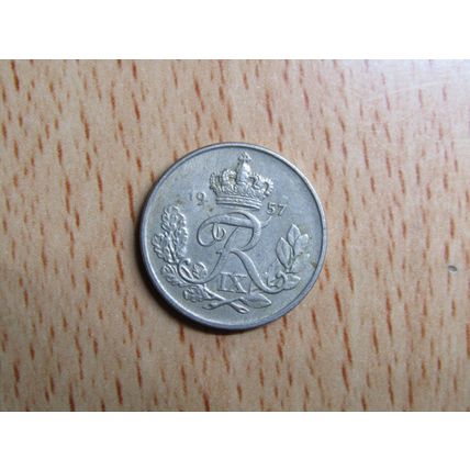 Denmark 1957 10 Ore Coin