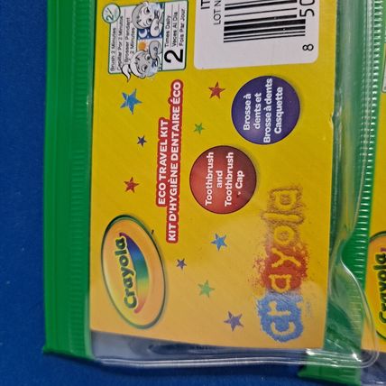 New Lot 6 CRAYOLA TOOTHBRUSH SET Brush Buddies Rinsing Cup Cap & Xtra Travel Kit
