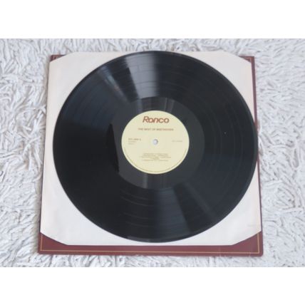 3 X CLASSICAL VINYL LPS. STRAUSS, BEETHOVEN, MOZART .
