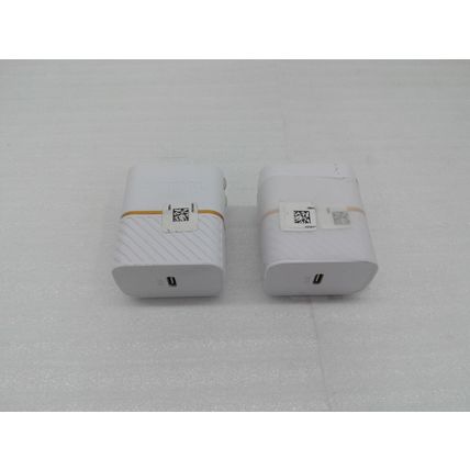 OtterBox Fast Charge USB-C Wall Charger 20W, Two-Pack - Cloud Dust White