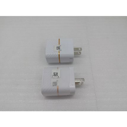 OtterBox Fast Charge USB-C Wall Charger 20W, Two-Pack - Cloud Dust White