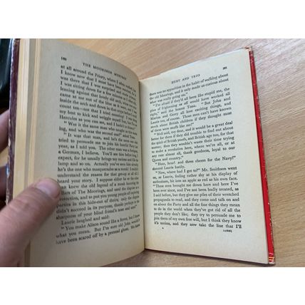 VINTAGE THE MOORINGS MYSTERY ALICE STERRY FICTION HARDBACK BOOK (P3)