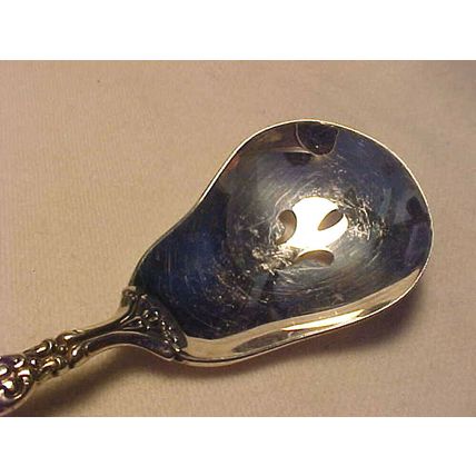 Silver Serving Spoon Pierced Berry Spoon Spanish Crown 1970 Community Silver