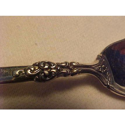 Silver Serving Spoon Pierced Berry Spoon Spanish Crown 1970 Community Silver
