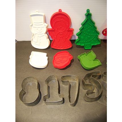 Vintage & Assorted Cookie Cutters Christmas Numbers