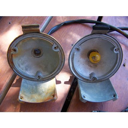 1970 PLYMOUTH ROAD RUNNER FRONT TURN SIGNAL HOUSINGS & WIRING GTX SATELLITE