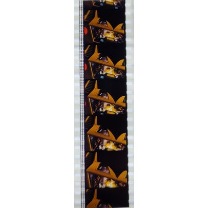 Pk GEB - Z - MIX - A 006f . 1 STRIP OF 5 - 35MM FILM CELLS. ( PR )