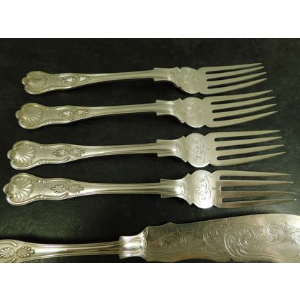 4 Pair Silver Plate Fish Knives & Forks Bearing Queen Victorias Cypher Wilkinson