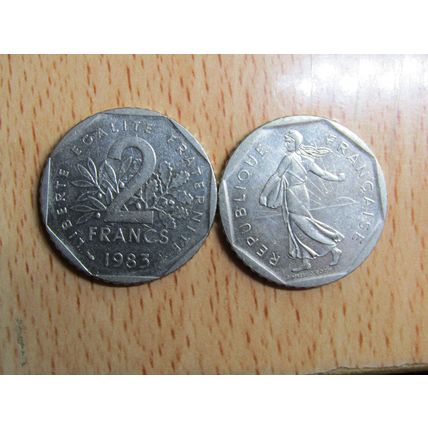 France Republic 1983 2 Francs Coin