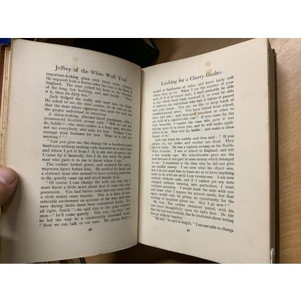 ANTIQUE "JEFFREY OF THE WHITE WOLF TRAIL" WESTERN COWBOY FICTION BOOK (P4)