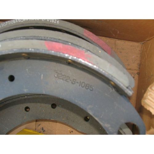 Semi Truck Tractor Brake Shoes with Kits Eaton 130
