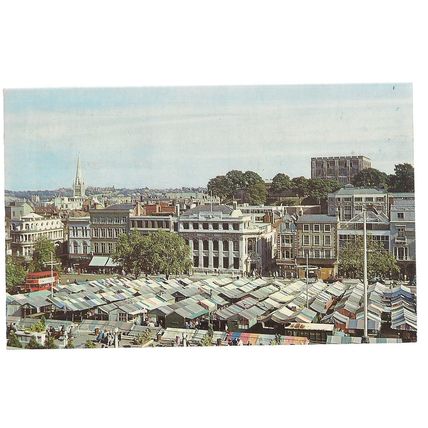 THE MARKET PLACE AND CASTLE, NORWICH, NORFOLK. used postcard 1970 STAMP =
