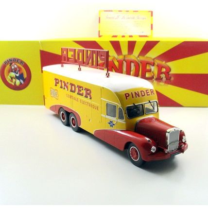 PINDER CIRCUS, BERNARD 28 ELECTRICAL TRUCK 1951, DIREKT COLLECTIONS SCALE 1:43