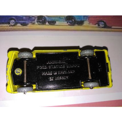 Matchbox - No31 Ford Station Wagon - Replica/Copy box