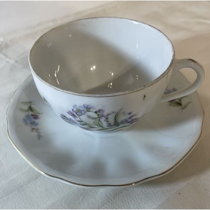 VTG Bone China Japan Tea Cup & Saucer Floral Scene Purple/Blue/White/Gold Trim