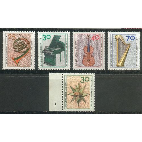 Germany 1973 - SG1674-78 - Humanitarian Relief Funds - Musical Instrums (unused)
