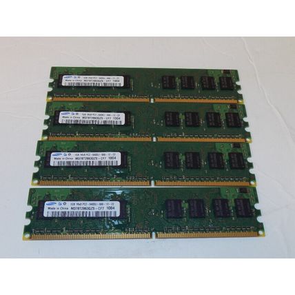 Samsung 4GB (4 x 1GB) PC2-6400U-666-12-ZZ 240 PIN Desktop Memory RAM