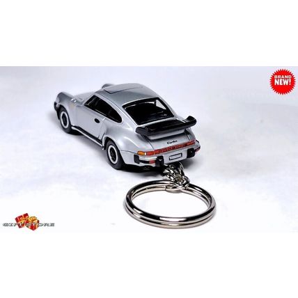 RARE KEYCHAIN SILVER PORSCHE 911 CARRERA TURBO GREAT GIFT & DESK DISPLAY