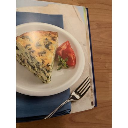 Crock Pot All American: 100+ Comfort Foods Enjoyed Recipes Book