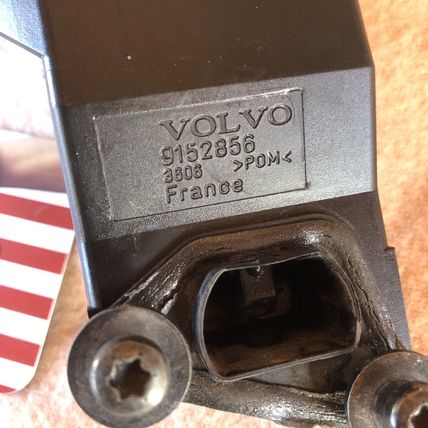 Volvo 9152856 Fuel Gas Door Latch Lock Release Solenoid V70 XC70 V70R