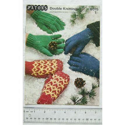 Vintage: Patons 6015 gloves & mitts for girls 2-13 years