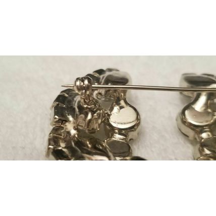 Vintage Silver Tone Rhinestone Wreath Brooch