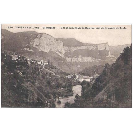 25 - Mouthier - les rochers de la Baume