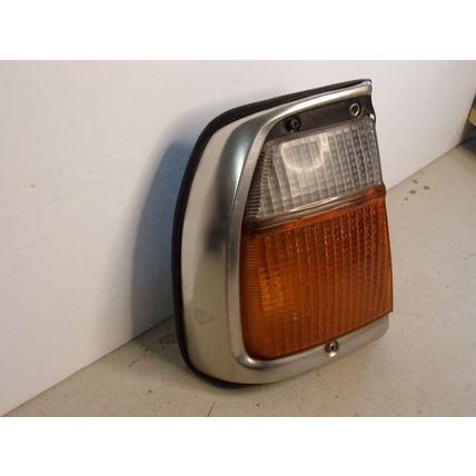 1978 Subaru DL Front Turn Signal Assy OEM KOITO 210-20205R 684173750