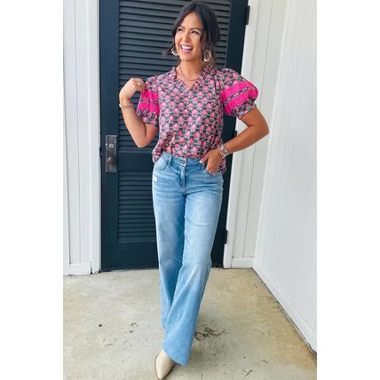 Sachet Pink V-Neck Ruffle Abstract Floral Print Puff Sleeve Top