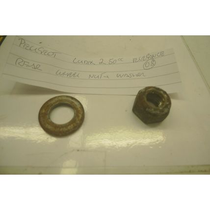 PEUGEOT LUDIX 2 ELEGANCE. REAR WHEEL NUT & WASHER. YELLOW 13 BREAKERS (67-A)