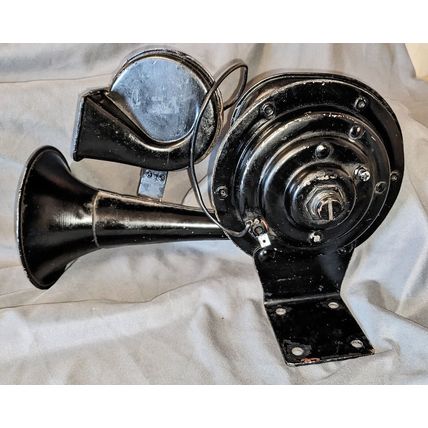 VINTAGE TRUCK HORN TESTED LOUD VINTAGE HORN RAT ROD HORN POSS JUBILEE HORN