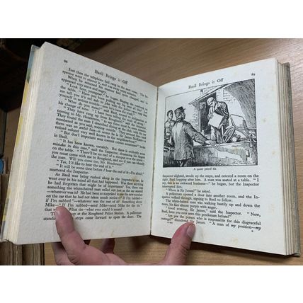 1926 "THE BOY'S BUDGET" FICTION LARGE ILLUSTRATED HARDBACK BOOK (P4)